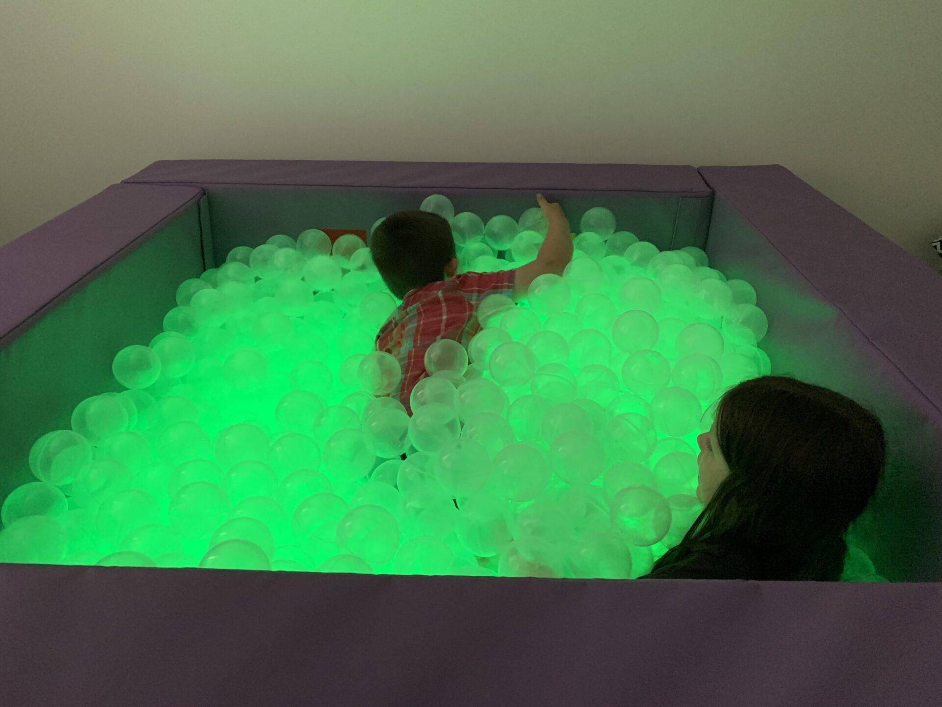 Illuminated Ball Pool (Interactive) - Image 5